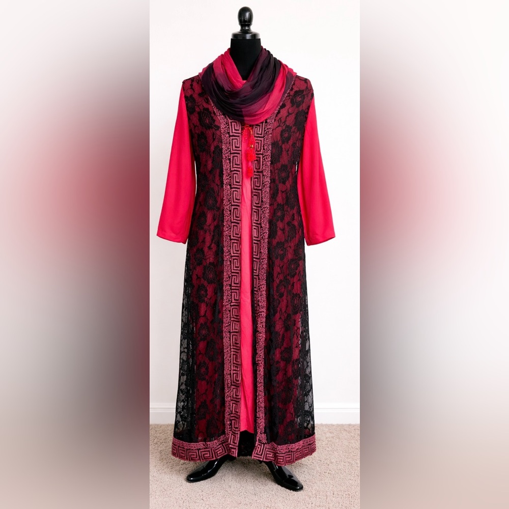 Elegant Pink & Black Lace 4-Piece Set – Size Large